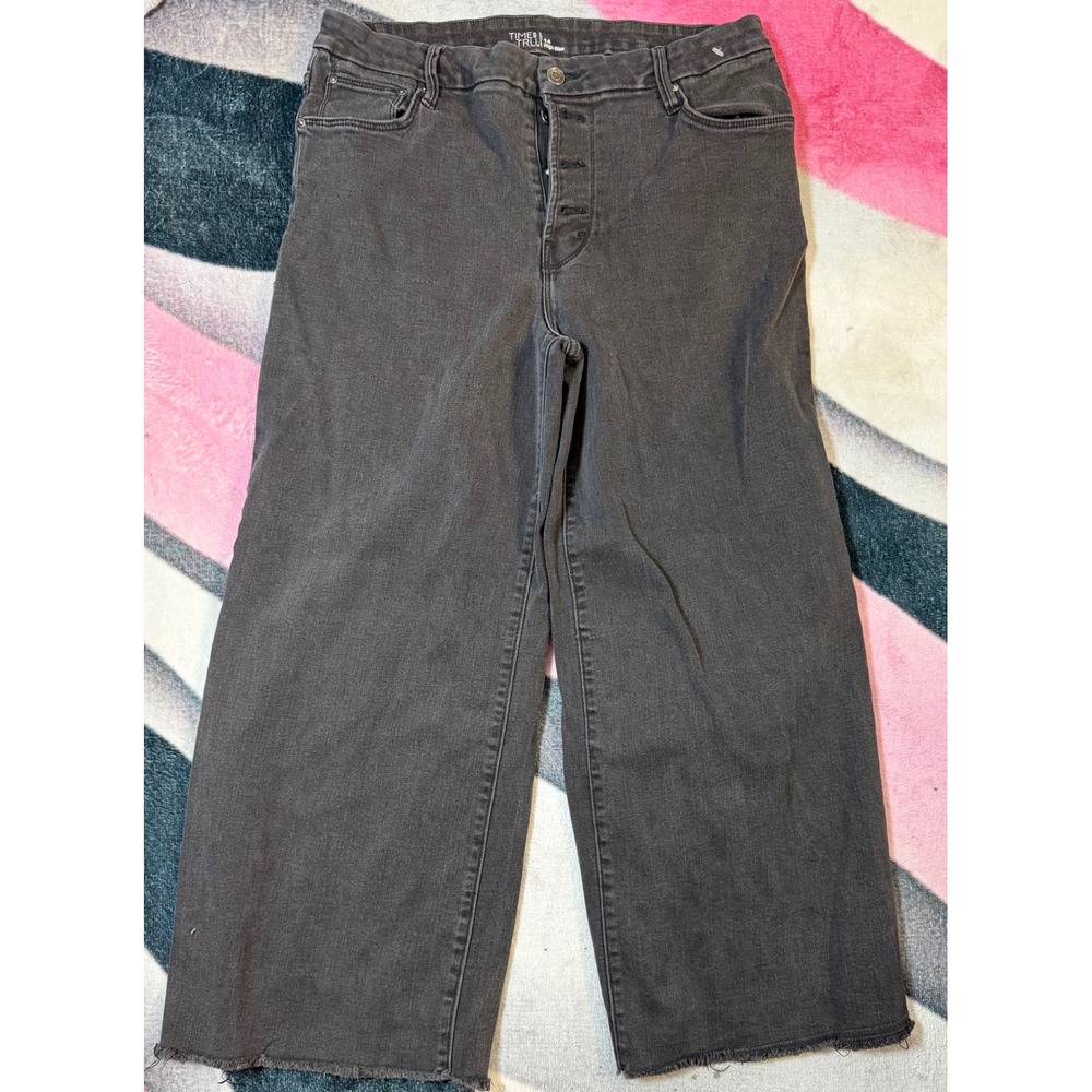 Time and Tru Womens High Rise Wide Leg Button Fly Frayed Hem Crop Jeans Black 14